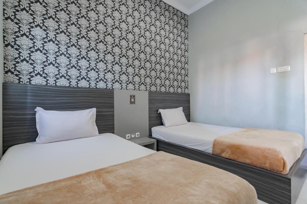 Hotel Markoni Pamanukan Mitra Reddoorz Pamanukan Hilir Экстерьер фото