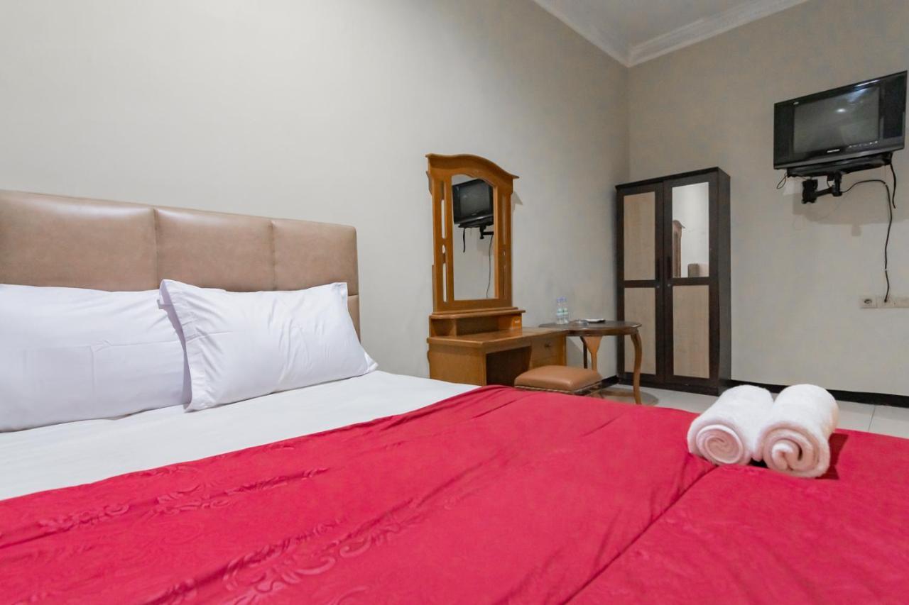 Hotel Markoni Pamanukan Mitra Reddoorz Pamanukan Hilir Экстерьер фото