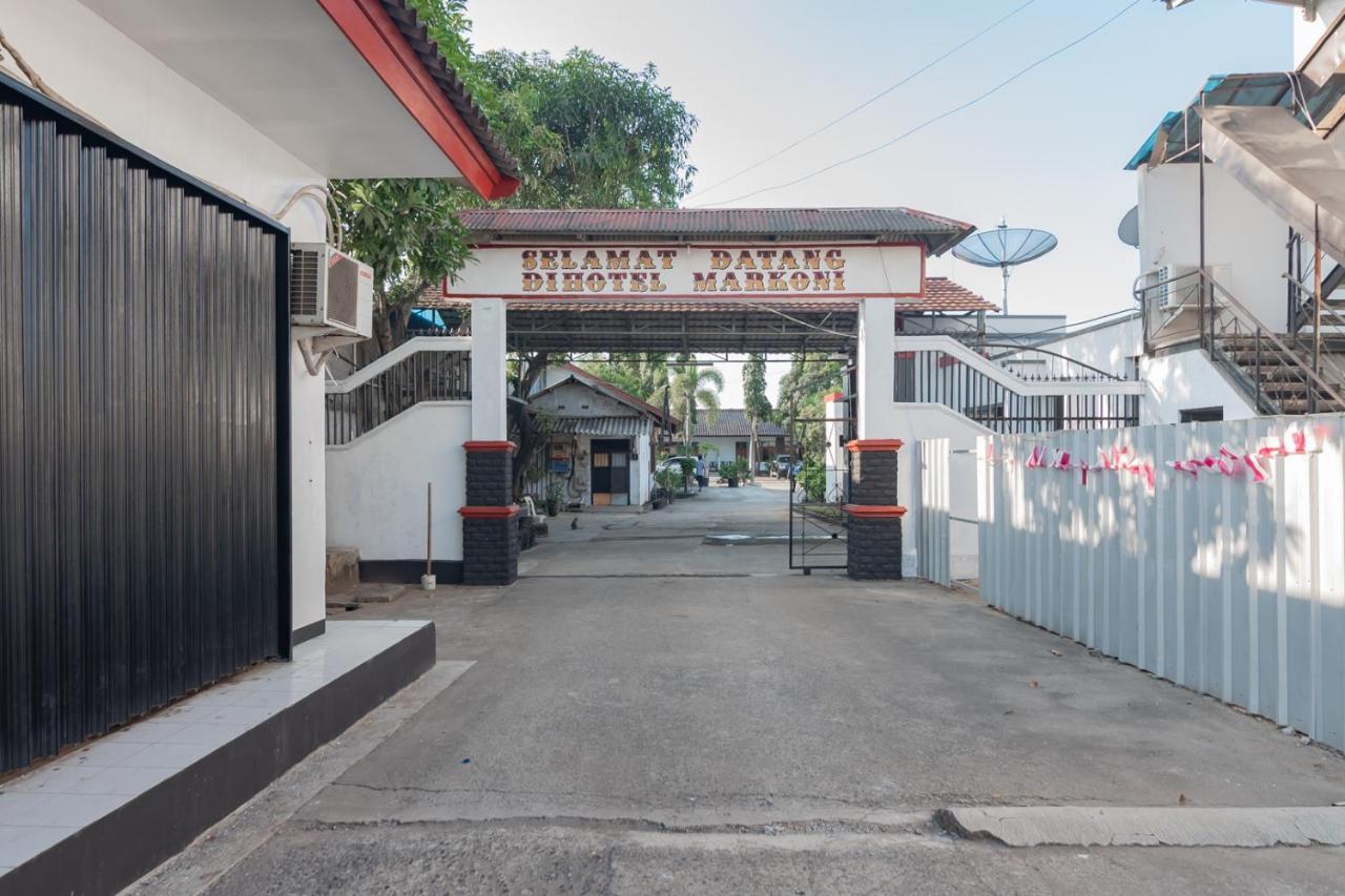Hotel Markoni Pamanukan Mitra Reddoorz Pamanukan Hilir Экстерьер фото