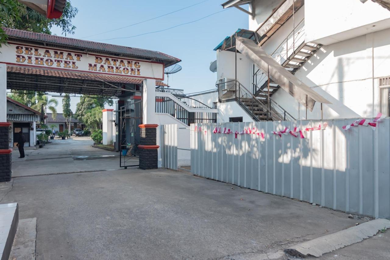 Hotel Markoni Pamanukan Mitra Reddoorz Pamanukan Hilir Экстерьер фото