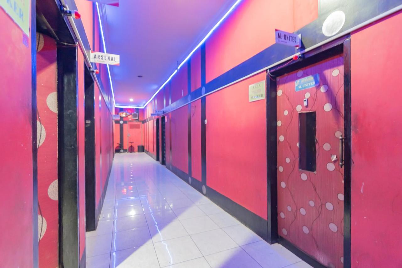Hotel Markoni Pamanukan Mitra Reddoorz Pamanukan Hilir Экстерьер фото