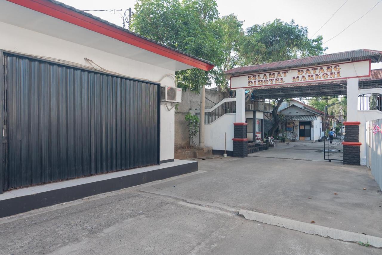Hotel Markoni Pamanukan Mitra Reddoorz Pamanukan Hilir Экстерьер фото